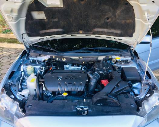 MITSUBISHI LANCER 2.0 16V GASOLINA 4P MANUAL